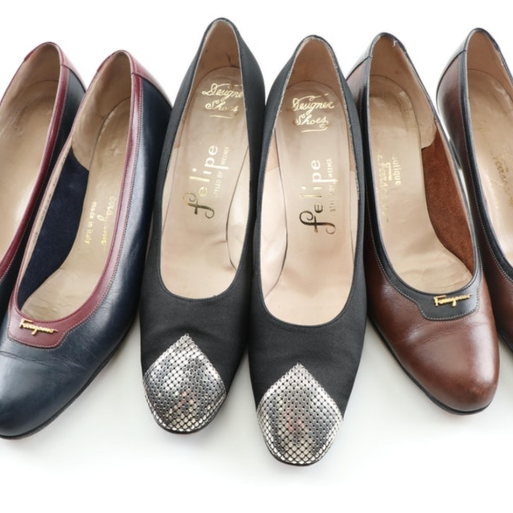 ❗️LAST CHANCE- Vintage FELIPE Satin Heels - Picture 4 of 11